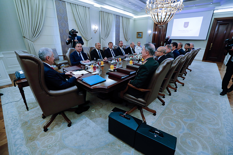 'ok gizli' nitelikli Yksek Askeri ura toplantlarna ynelik yllar iinde nemli deiiklikler yapld