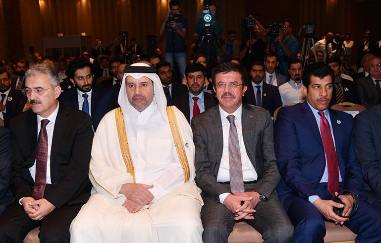 Katar i� d�nyas� �zmir'de