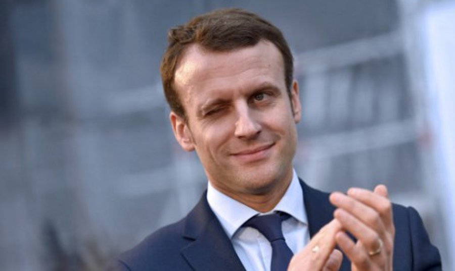 Franszlar Macron'u setiine piman oldu
