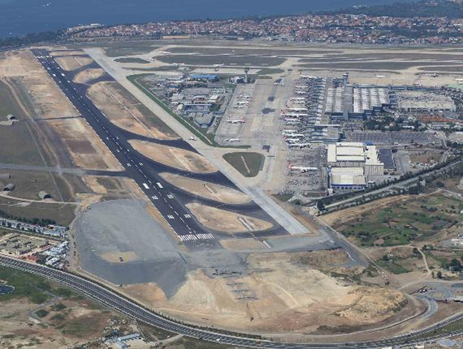 Bakan Arslan: Atat�rk Havaliman� imara a��lmayacak