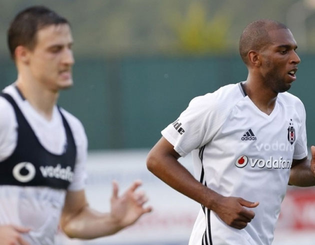 Beikta'ta srpriz Ryan Babel karar