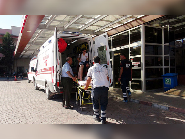 Suriye'de patlamada yaralanan 2 Suriyeli, Kilis'e getirildi