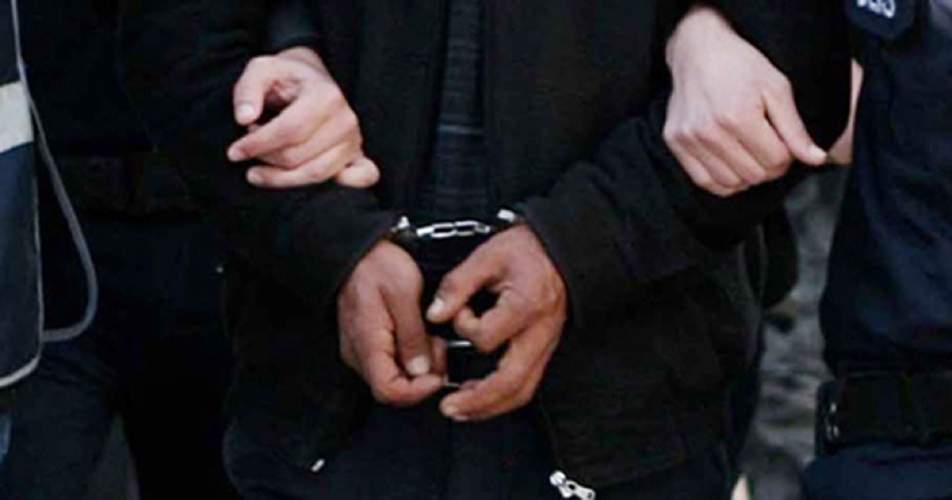 Erzurumda FET'nn szde ''Alevi sorumlusu'' retmen tutukland