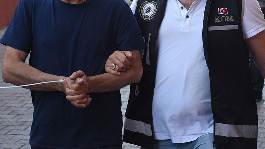 Tunceli merkezli 19 ilde ''ByLock'' operasyonu: 12 gzalt