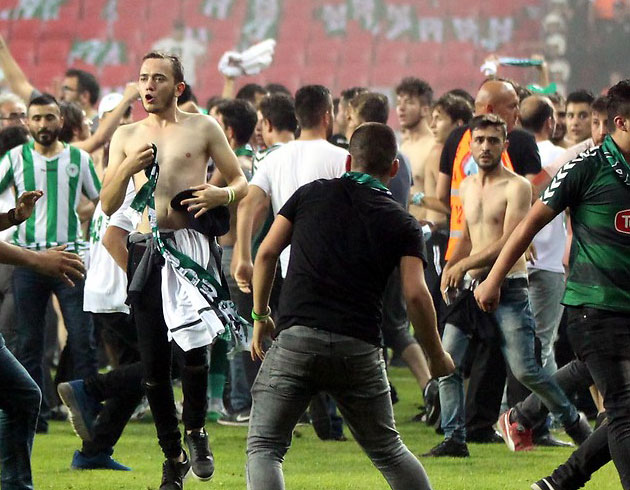 Tahkim Kurulu Beikta'n cezasn erteleyecek, Konyaspor'un 5 malk cezasn 3'e indirecek