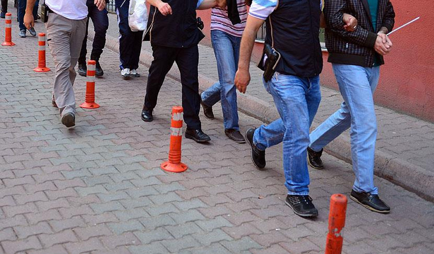 Mersin'de terr operasyonu: 24 gzalt