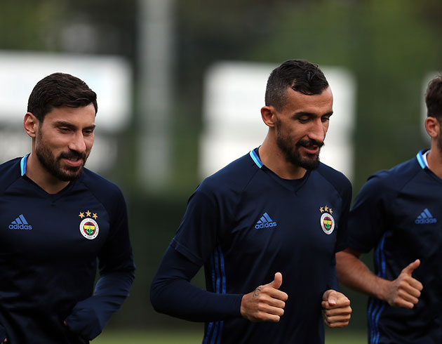 Fenerbah�e'de krizi Mehmet Topal y�netecek