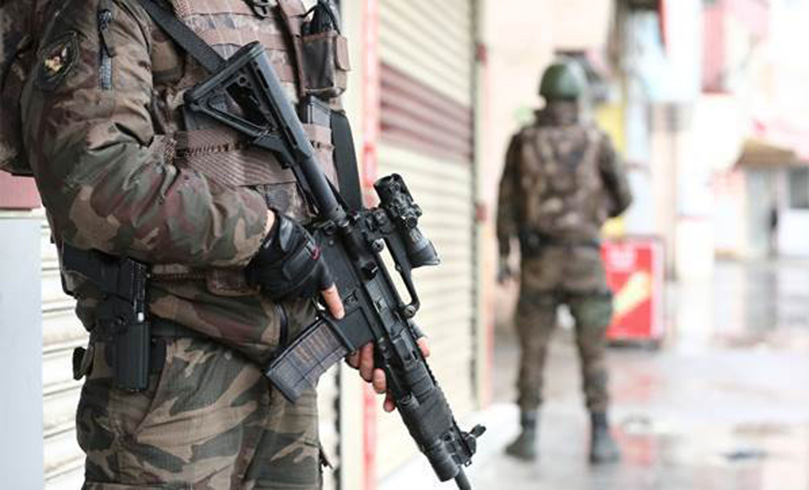 Mu'ta terr rgt PKK'ya ynelik operasyon: 11 gzalt