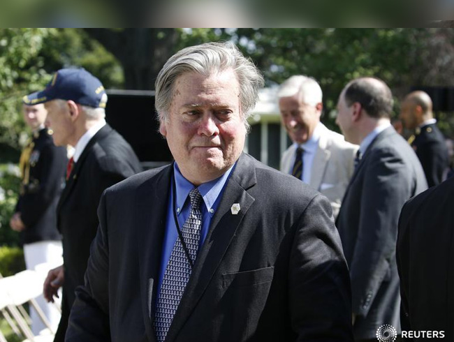 Trump, ba stratejist Stephen Bannon' kovdu