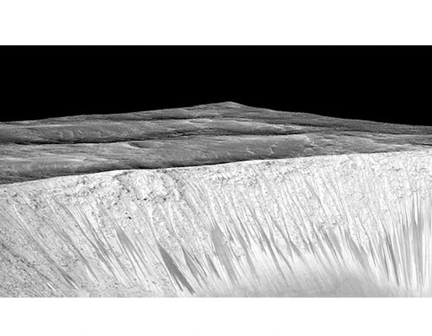 Marsn ekvatorunda su tespit edildi