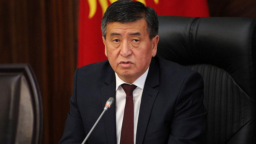Krgzistan'da Babakan Ceenbekov grevden ayrld