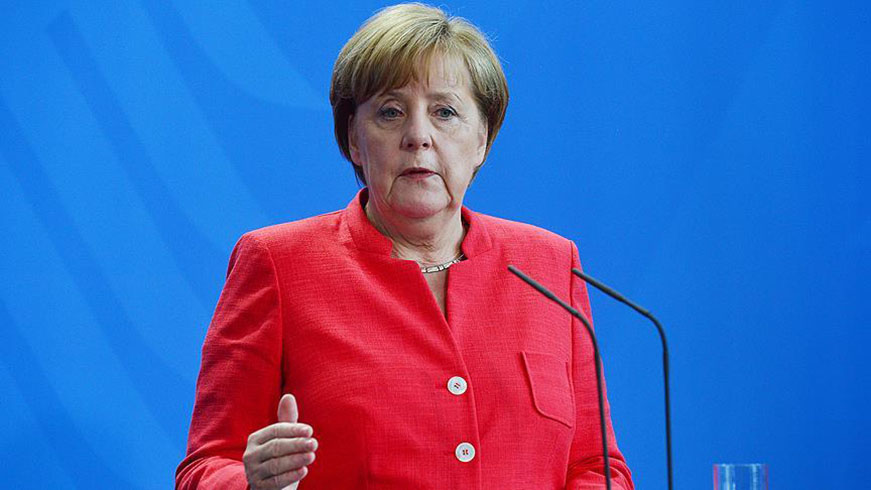  Almanya Babakan Merkel: Kendisi ile ilgilenen Amerika hibir zaman byk olmayacaktr