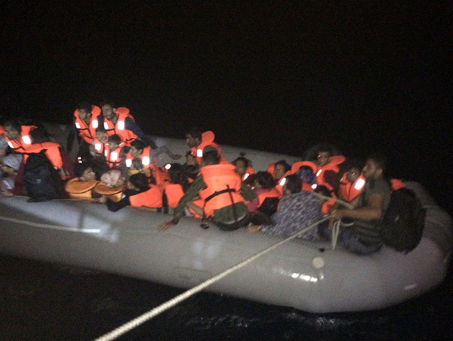 Akdeniz ve Ege Denizi'nde sahil gvenlik unsurlarnca bir haftada 450 yabanc uyruklu yakaland