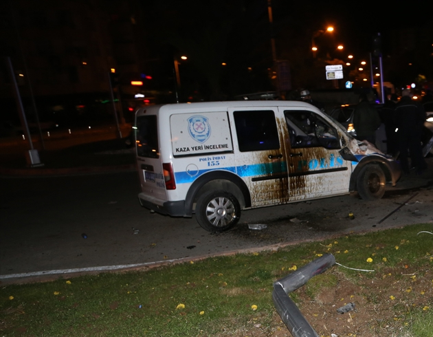Adana'da 2 polis trafik kazasnda yaraland