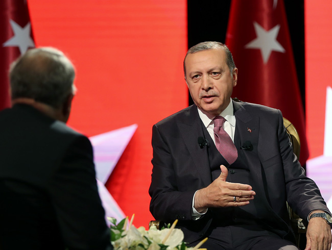 Cumhurba�kan� Erdo�an, �ehitlikte i�ki i�en CHP'lilere tepki g�sterdi