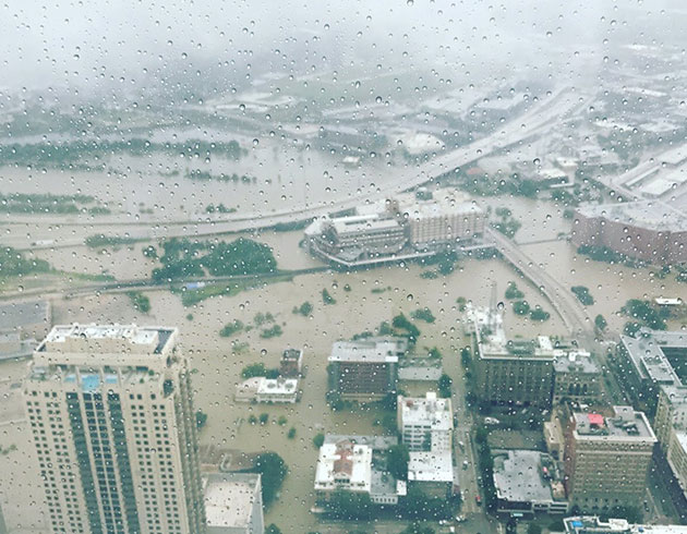 ABD'de Harvey frtnas: Teksas'taki sel felaketi 'daha da ktye gidecek'