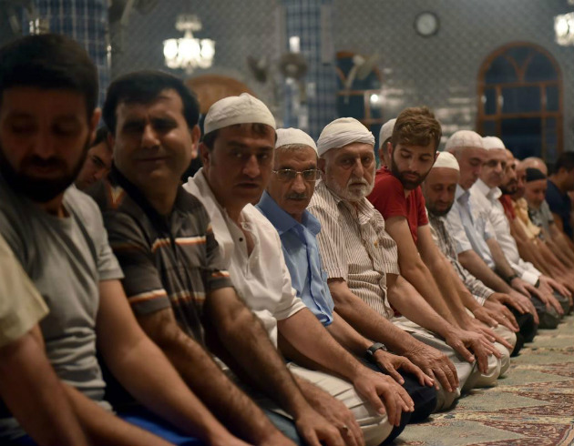   2017 Mersin bayram namaz saat kata? Mersin Kurban Bayram namaz vakitleri