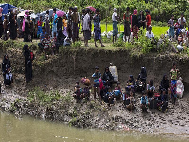 Arakan'daki Mslmanlara ynelik katliama tepkiler sryor