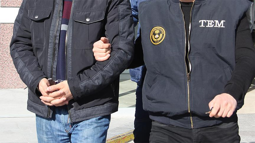 Manisa'da FET'den 21 tutuklama