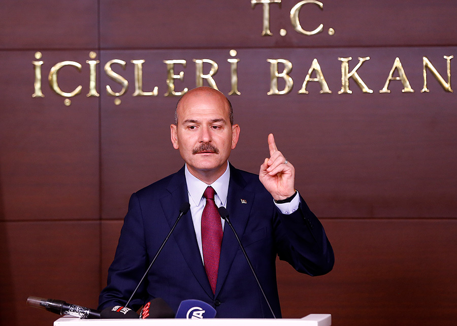 ��i�leri Bakan� Soylu: CHP Sezgin Tanr�kulu'nu �a��r�p a�z�n�n pay�n� vermelidir