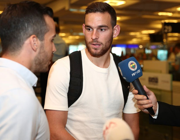 Fenerbahe Vincent Jansseni kiralad