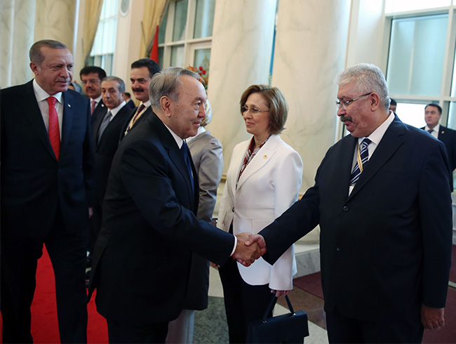 Cumhurbakan Erdoan'n karland resmi trende MHP'li Yaln ve Depboylu hazr bulundu