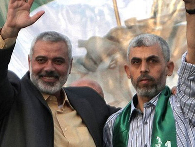Hamas liderliine seilen smail Haniye, greve geldikten sonraki ilk resmi ziyaretini Msr'a gerekletirdi