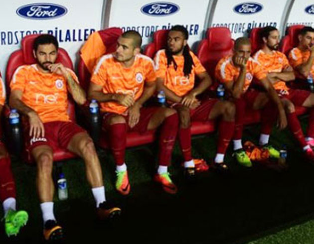 Galatasaray'n yedek kulbesi yldzlarla dolu