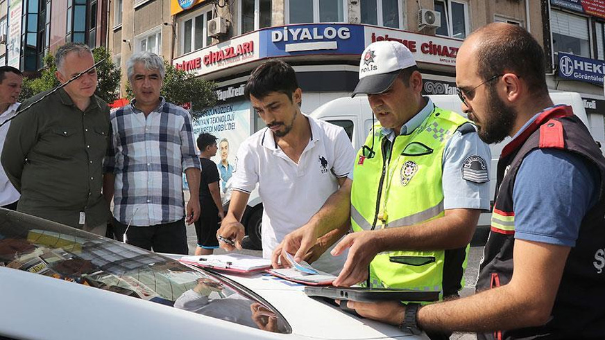 stanbul'da okul servislerine ynelik denetim yapld