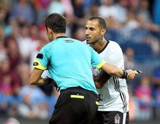 Quaresma:  Rakip takma ve hakemlere saygm vardr
