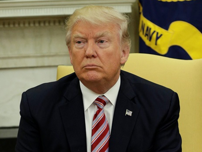 Trump, BAE Veliaht Prensi ile Katar'� g�r��t�
