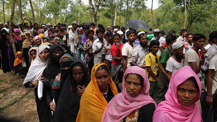 Banglade Babakan Vecid: Naf Nehri'nin yzeyi erkek, kadn ve ocuk cesetleriyle doldu