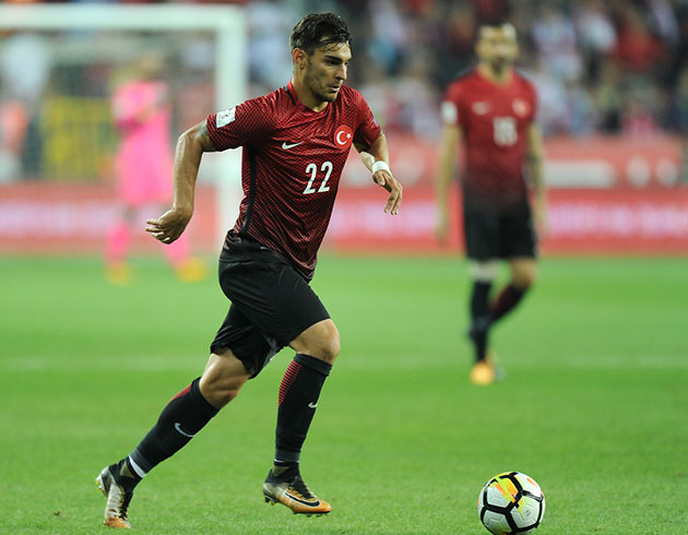 Kaan Ayhan devre arasnda Trabzonspor'a imza atacak