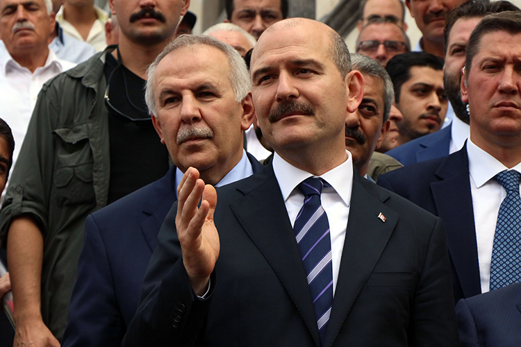 Bakan Soylu'dan Kldarolu'na: PKK'y nasl muhafaza edeceklerinin telana dmler