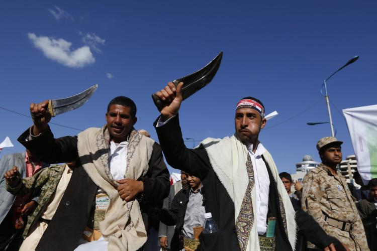Yemen hkmeti, Husiler ve Salih yanllarnn, Taiz'de sivil yerleim yerlerine ynelik saldrlarn BM'ye aktard