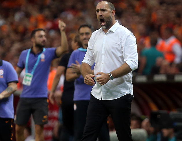 Galatasaray'da Tolga Cierci yerini Feghouli'ye kaptrd