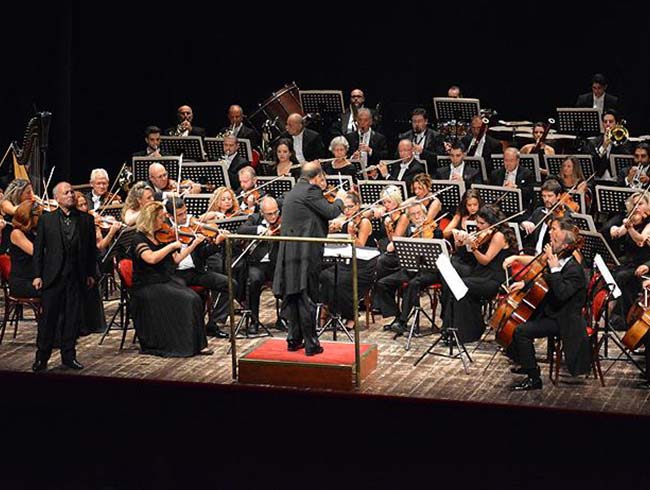 Roma'da Cumhurbakanl Senfoni Orkestras rzgar esti