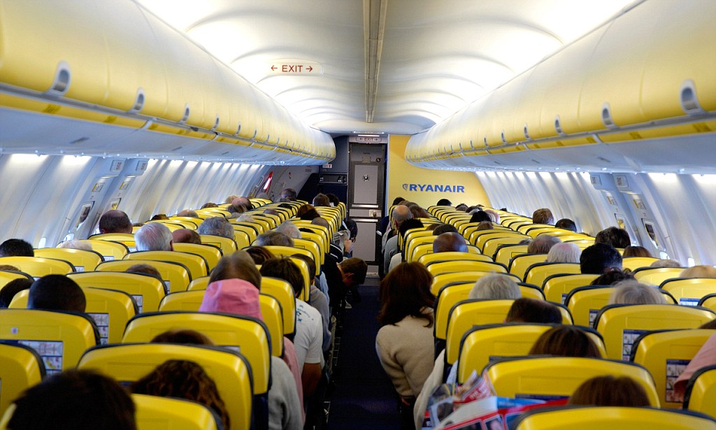 Ryanair 2 bin seferini iptal etti