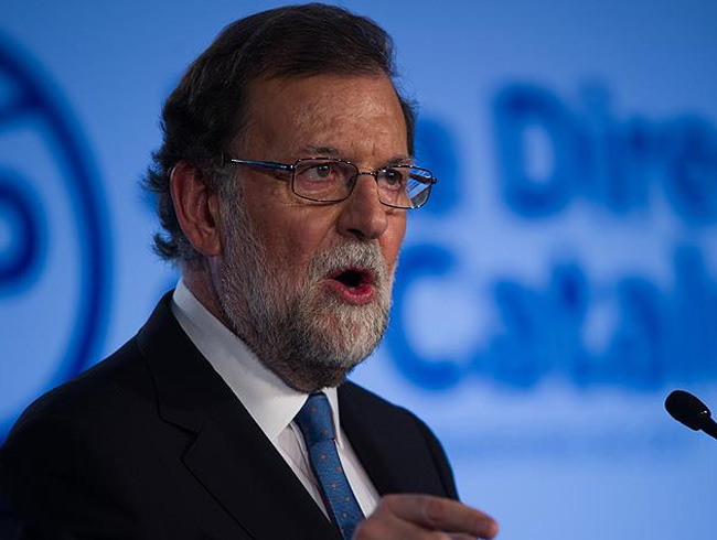 spanya Babakan Rajoy: Demokrasiye ve yasalla geri dnn. Daha byk ktlkleri nlemek iin zaman var