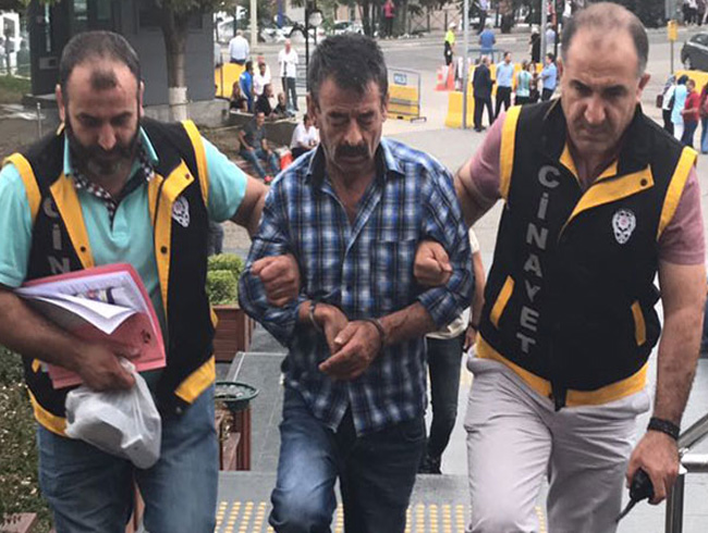 Bursa'da, hamile eini baklayarak ldrd 