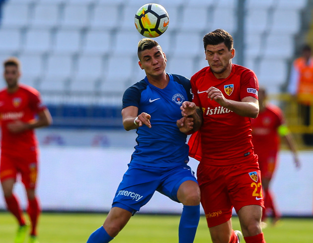 Kayserispor deplasmanda 90+2'de att golle Kasmpaa ile 1-1 berabere kald