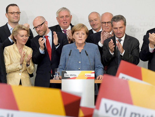 Merkel'den seim sonras ilk aklama: Stratejik hedeflere ulatk