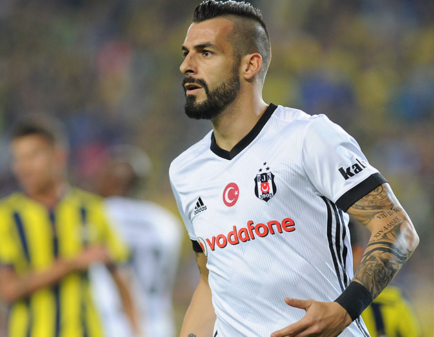 Yeni deil Negredo bunu hep yapyor! Neden gol atamad ortaya kt