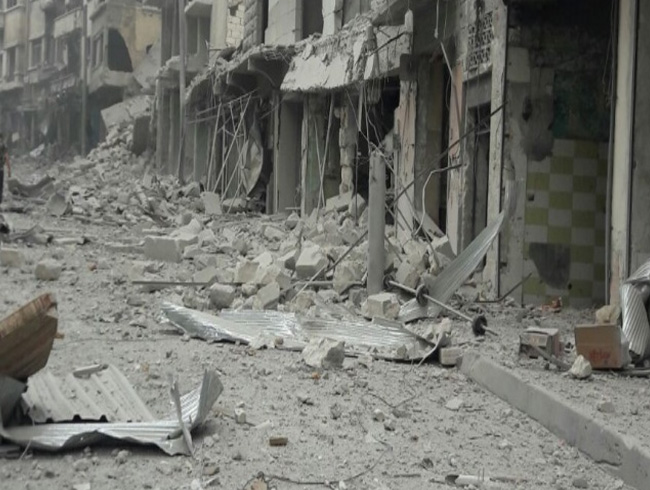 Suriye rejimi dlib ve Lazkiye'ye bomba yadryor