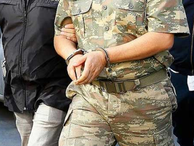 FET'nn ''TSK yaplanmas''na ynelik operasyonda 29 muvazzaf asker gzaltna alnd