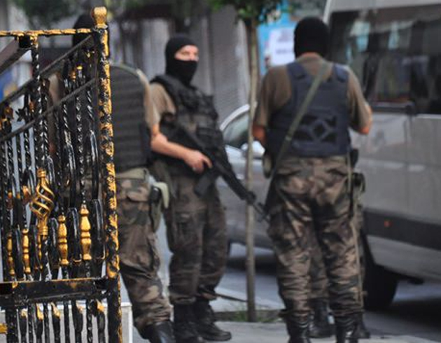 stanbul Kathane'de terr operasyonu dzenlendi