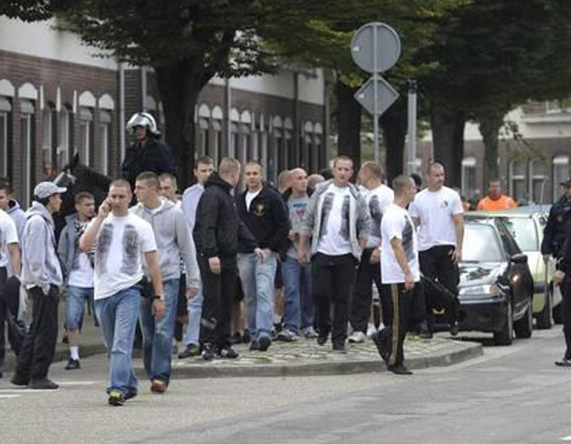 Taraftarlar, Legia Varova'l oyuncular dvdler