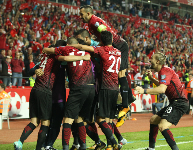 TV 8 canl izle yayn ak Trkiye zlanda canl yayn 