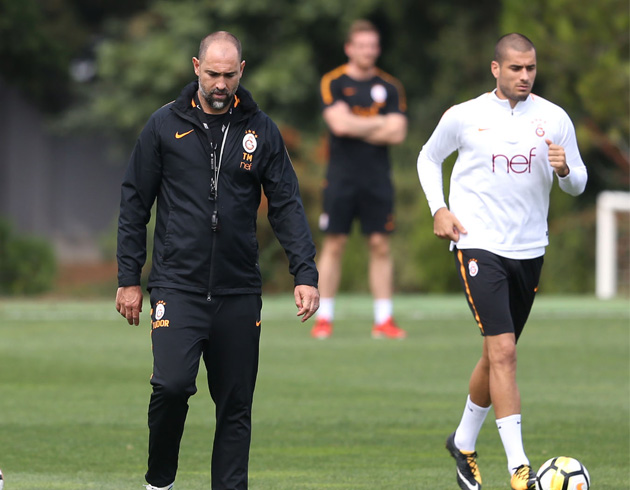 Kadrosunu byk lde yenileyen Galatasaray'da operasyon devre aras ve sezon sonunda da srecek
