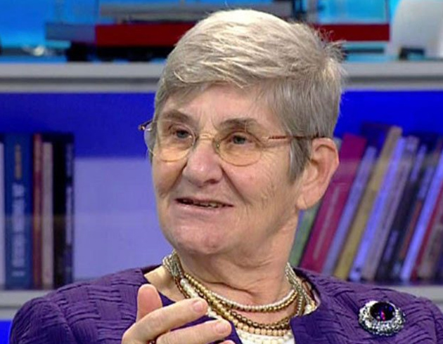 Canan Karatay'dan krmz et aklamas
